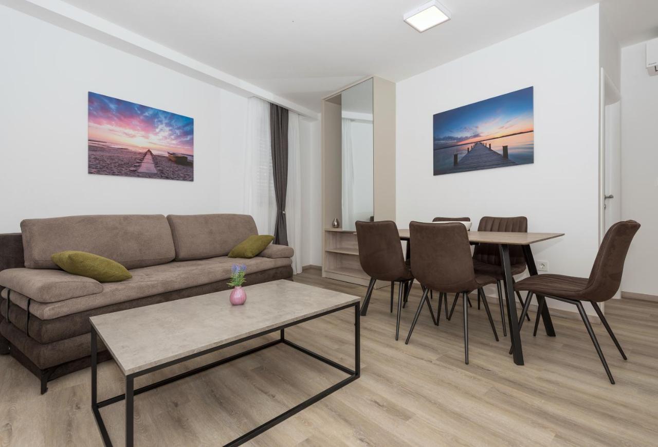 Apartments By The Sea Makarska - 19134 Zewnętrze zdjęcie